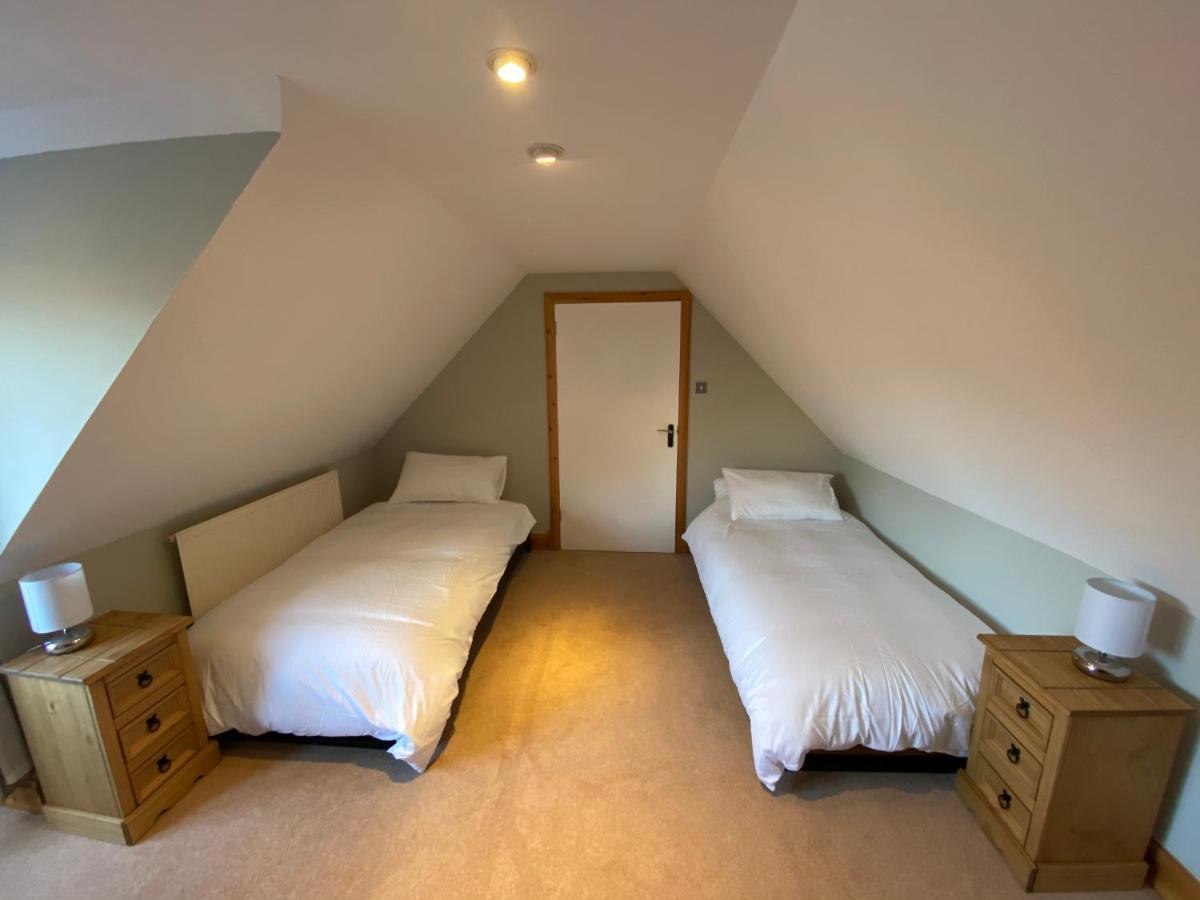 Islas Cottage, A Home In The Heart Of Speyside Dufftown Extérieur photo