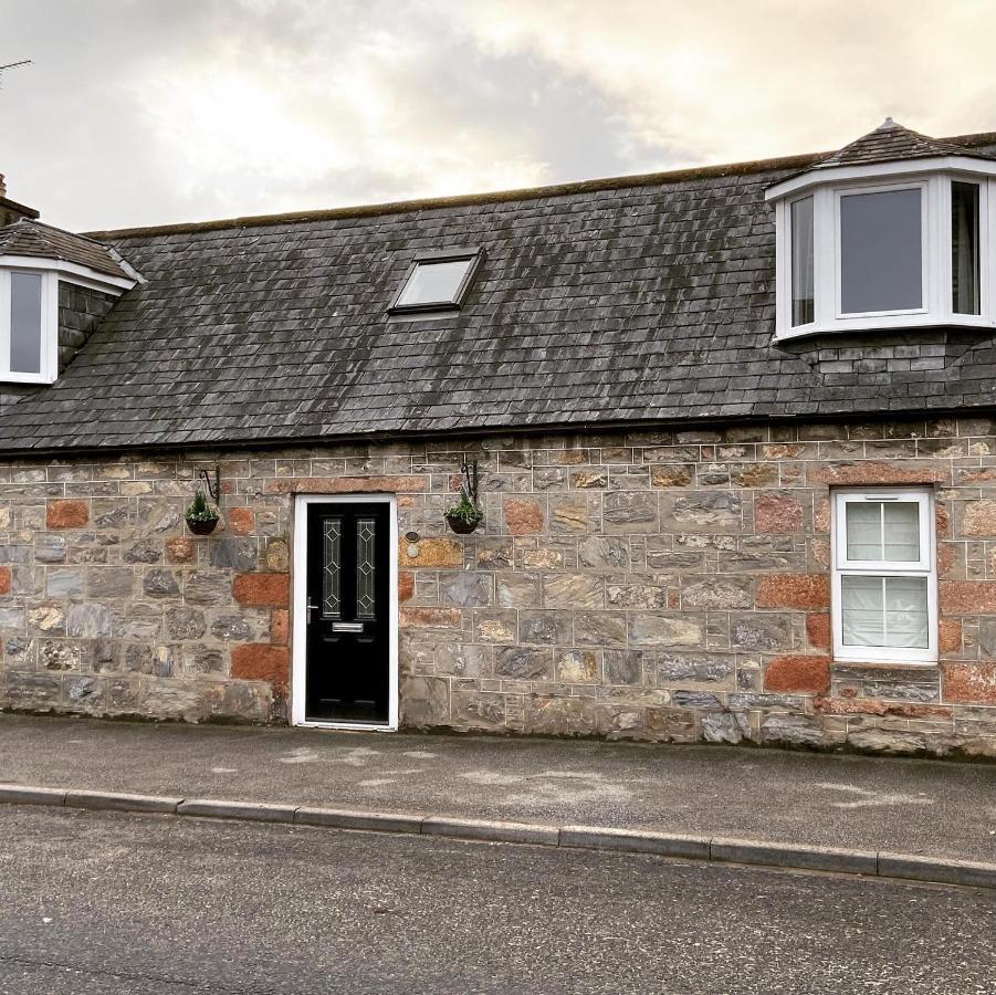 Islas Cottage, A Home In The Heart Of Speyside Dufftown Extérieur photo